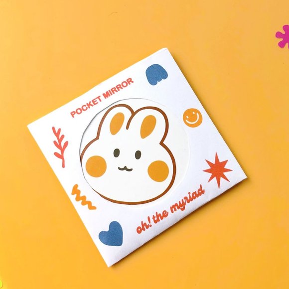 Round Pocket Mirror | Bunny Pattern Print Round Metal Makeup Hand Pocket Compact - Picture 3 of 7